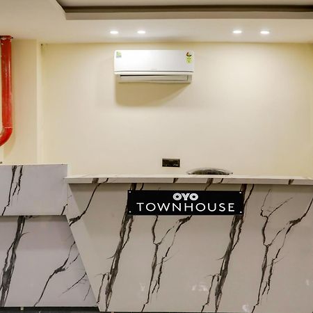 Townhouse Magnolia Corporate Stays 古尔冈 外观 照片