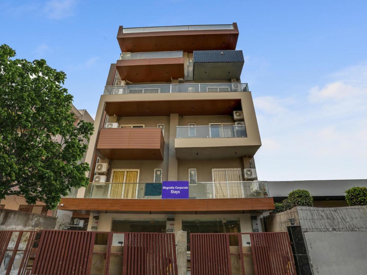 Townhouse Magnolia Corporate Stays 古尔冈 外观 照片