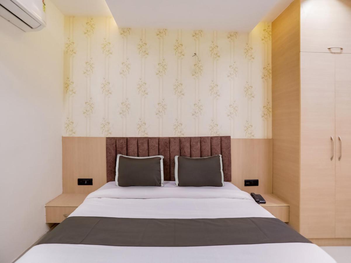 Townhouse Magnolia Corporate Stays 古尔冈 外观 照片