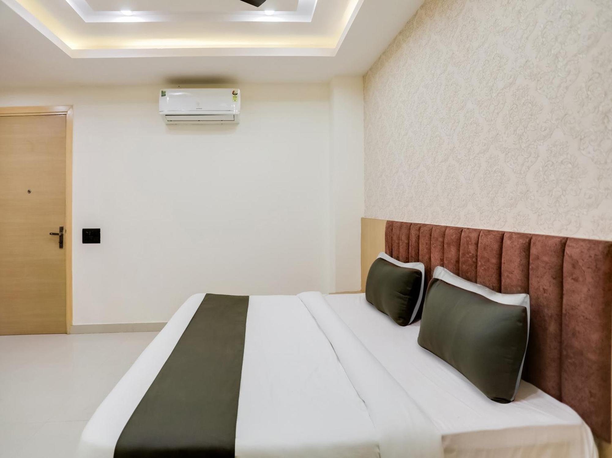 Townhouse Magnolia Corporate Stays 古尔冈 外观 照片