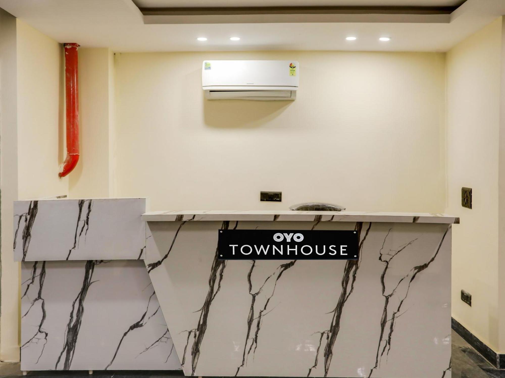 Townhouse Magnolia Corporate Stays 古尔冈 外观 照片